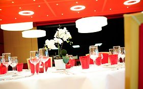 Casino 2000 - Adult Guests Only